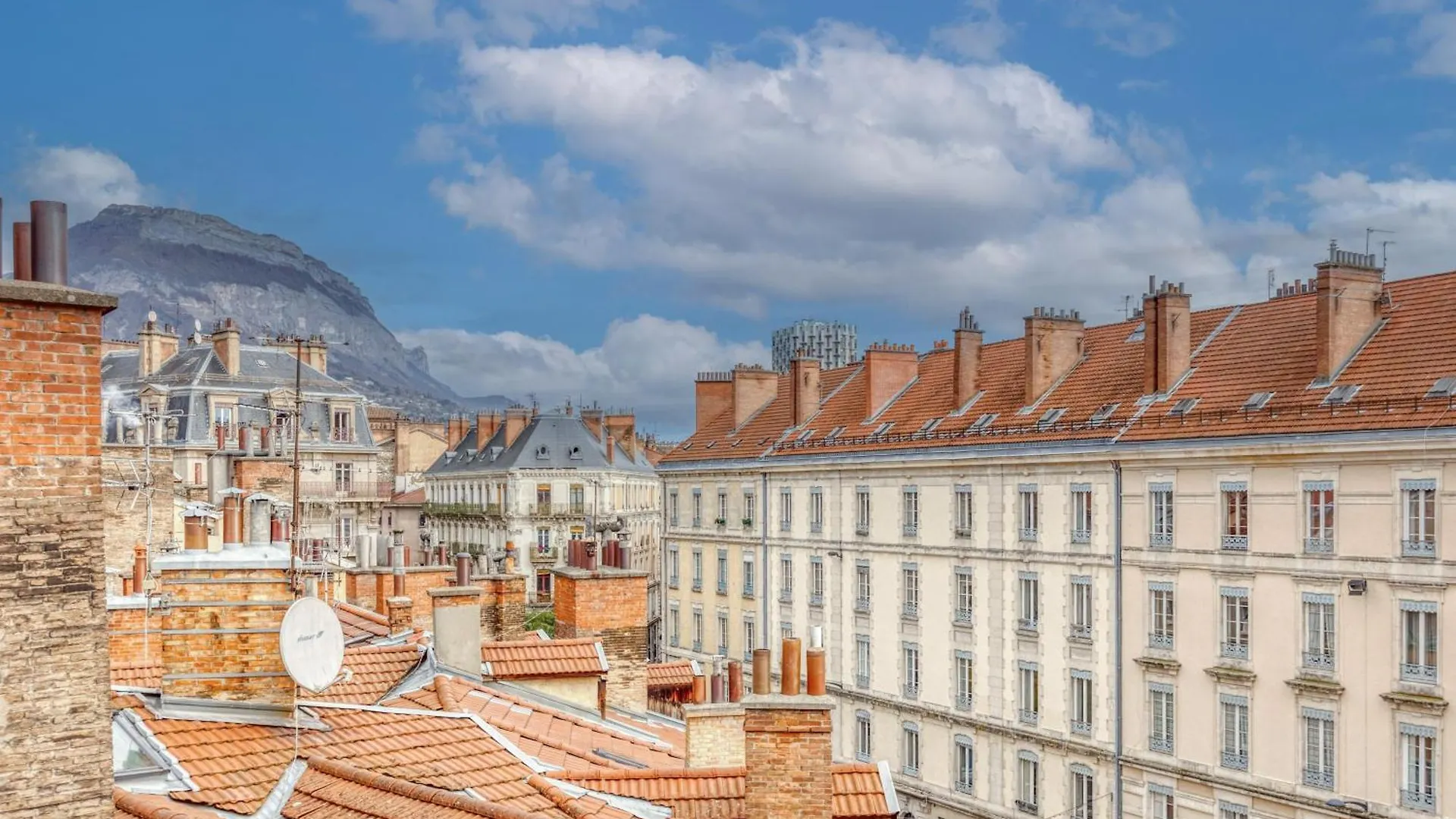 Le Sainte Claire - Hyper Centre Apartment Grenoble France